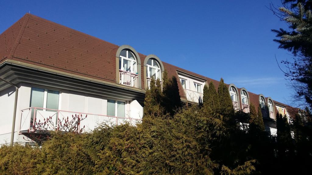 Ambiente Ferienapartments Warmbad וילאך מראה חיצוני תמונה